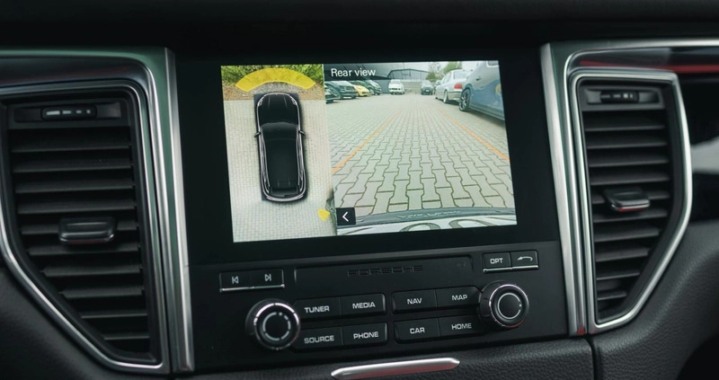 Porsche Macan cena 159999 przebieg: 127366, rok produkcji 2017 z Wojkowice małe 742